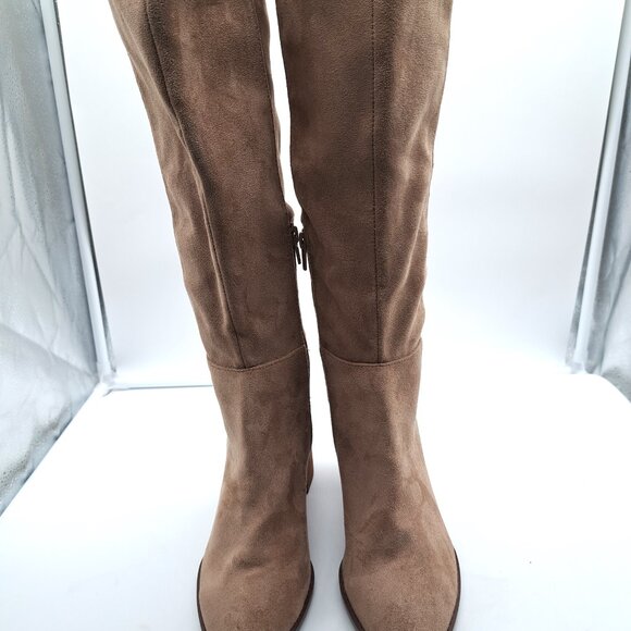 Dolce Veta Suede Boots - Size 7 - Picture 4 of 14